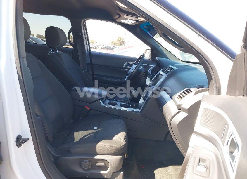 Photo 5 of 2014 Ford Explorer XLT (VIN 1FM5K7D86EGA64157)