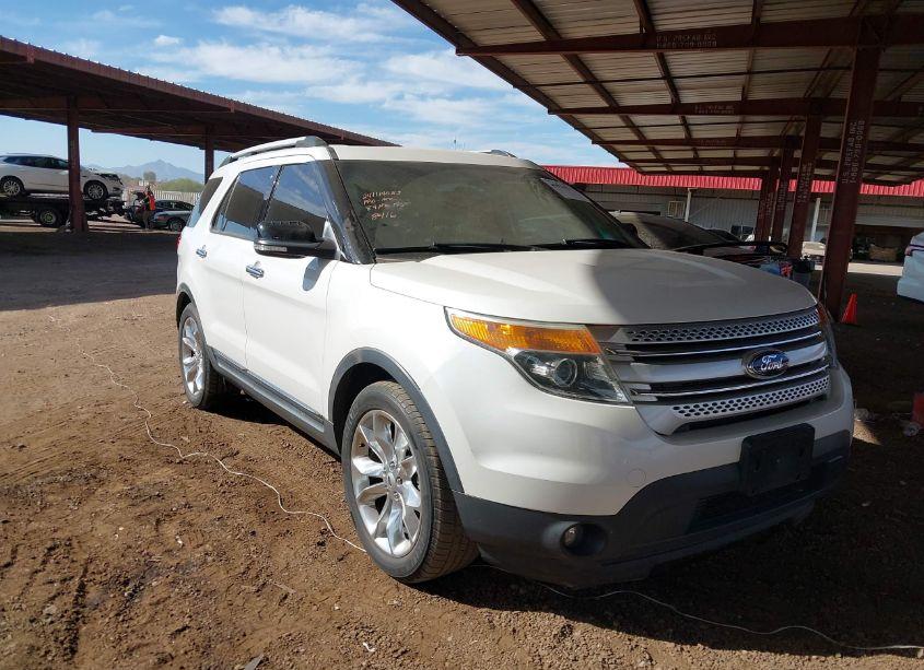 2014 Ford Explorer XLT (VIN 1FM5K7D86EGB08416) main photo