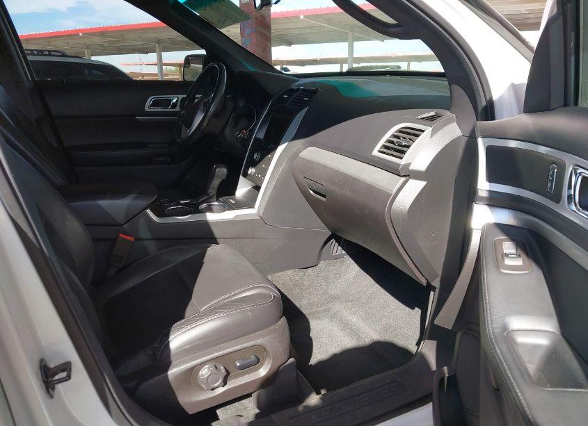 Photo 5 of 2014 Ford Explorer XLT (VIN 1FM5K7D86EGB08416)