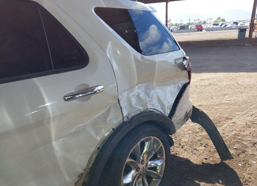 Photo 6 of 2014 Ford Explorer XLT (VIN 1FM5K7D86EGB08416)