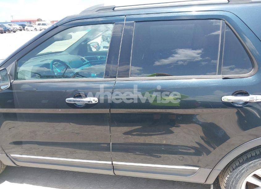 Photo 14 of 2014 Ford Explorer XLT (VIN 1FM5K7D86EGB74934)