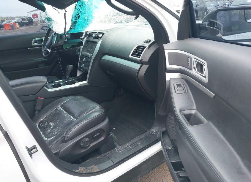 Photo 5 of 2014 Ford Explorer XLT (VIN 1FM5K7D86EGB89045)