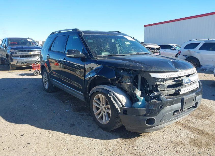 2014 Ford Explorer XLT (VIN 1FM5K7D86EGC22805) main photo