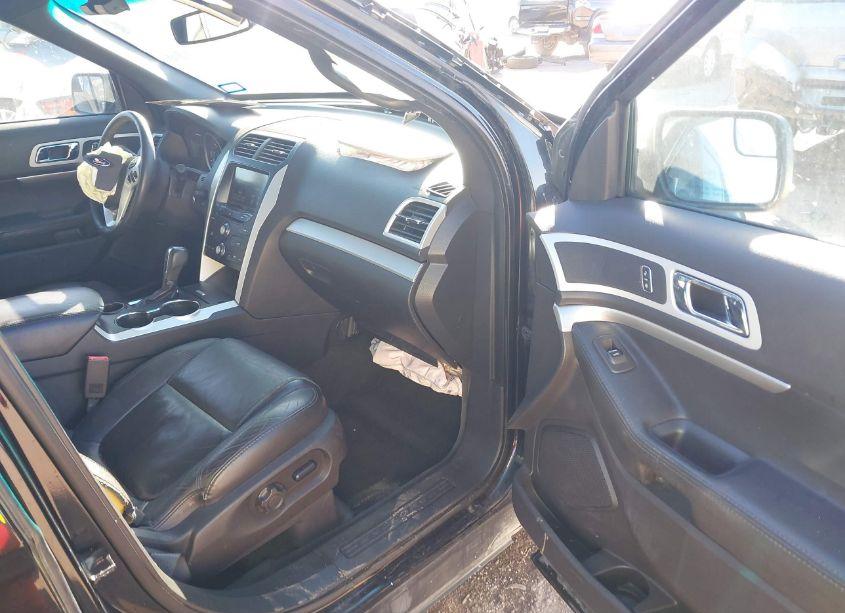 Photo 5 of 2014 Ford Explorer XLT (VIN 1FM5K7D86EGC22805)