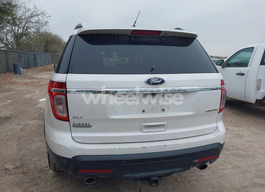 Photo 16 of 2014 Ford Explorer XLT (VIN 1FM5K7D86EGC47347)