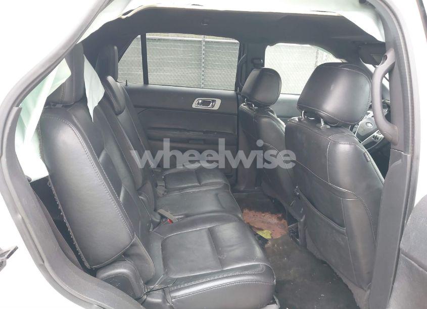 Photo 8 of 2014 Ford Explorer XLT (VIN 1FM5K7D86EGC47347)