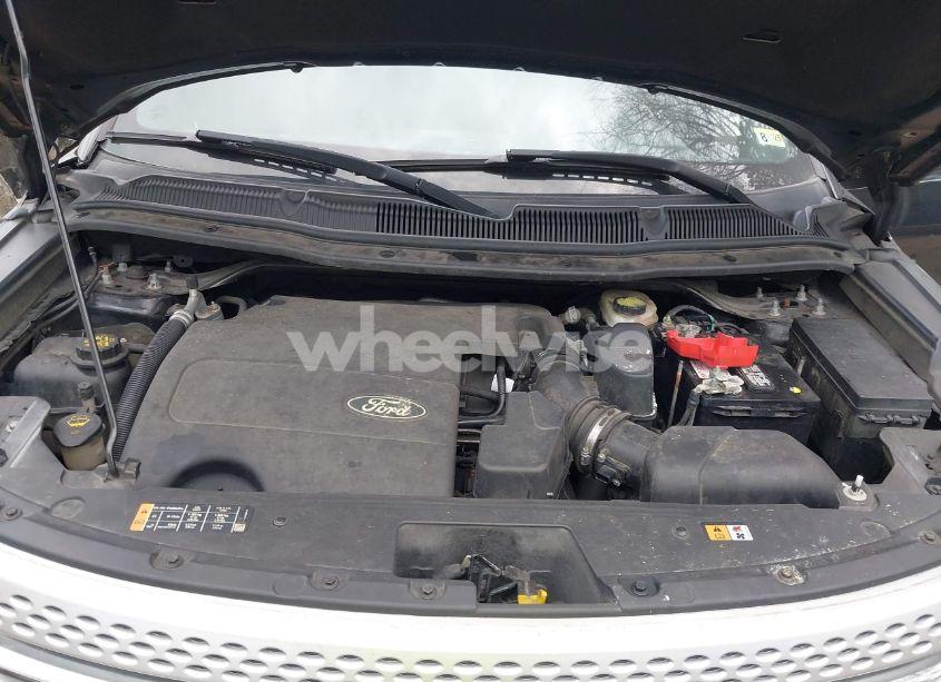 Photo 10 of 2015 Ford Explorer XLT (VIN 1FM5K7D86FGA28924)