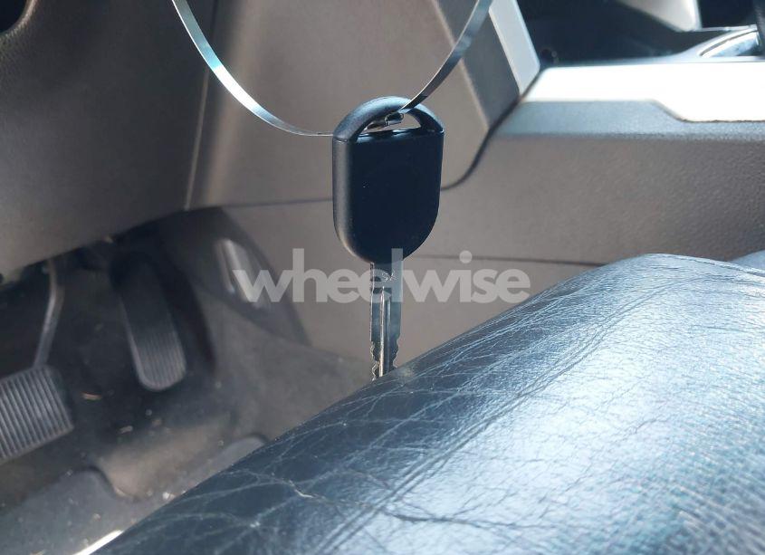 Photo 11 of 2015 Ford Explorer XLT (VIN 1FM5K7D86FGA28924)