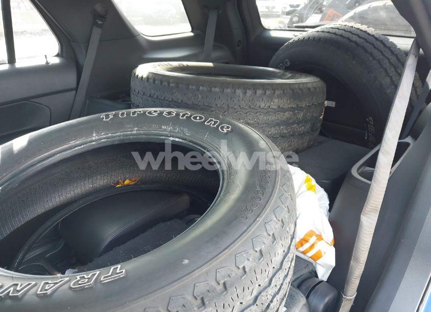 Photo 12 of 2015 Ford Explorer XLT (VIN 1FM5K7D86FGA92140)