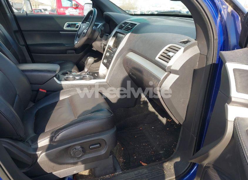 Photo 5 of 2015 Ford Explorer XLT (VIN 1FM5K7D86FGA92140)