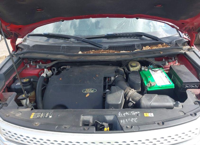 Photo 10 of 2015 Ford Explorer XLT (VIN 1FM5K7D86FGB18137)