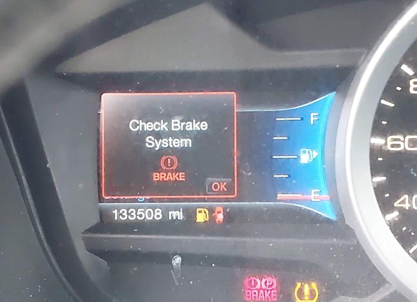 Photo 15 of 2015 Ford Explorer XLT (VIN 1FM5K7D86FGB18137)