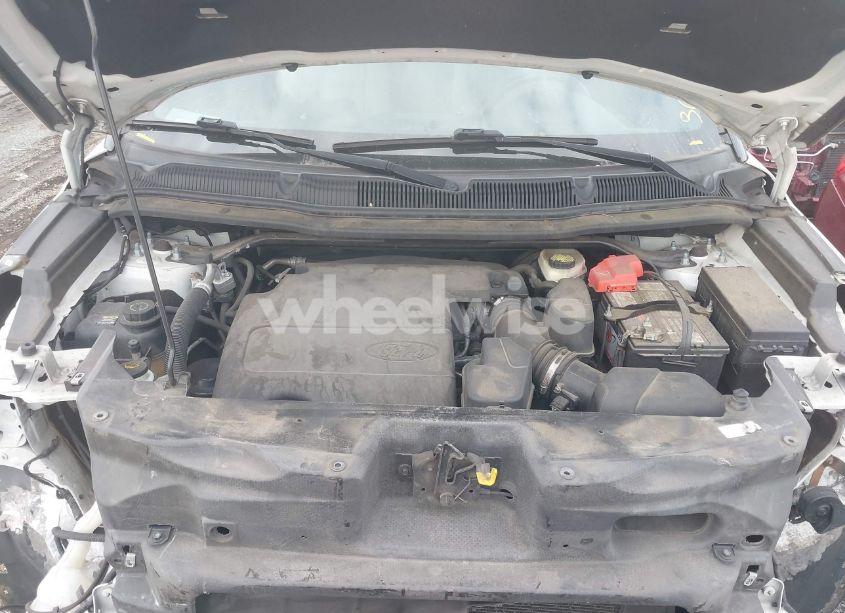 Photo 10 of 2015 Ford Explorer XLT (VIN 1FM5K7D86FGC46605)