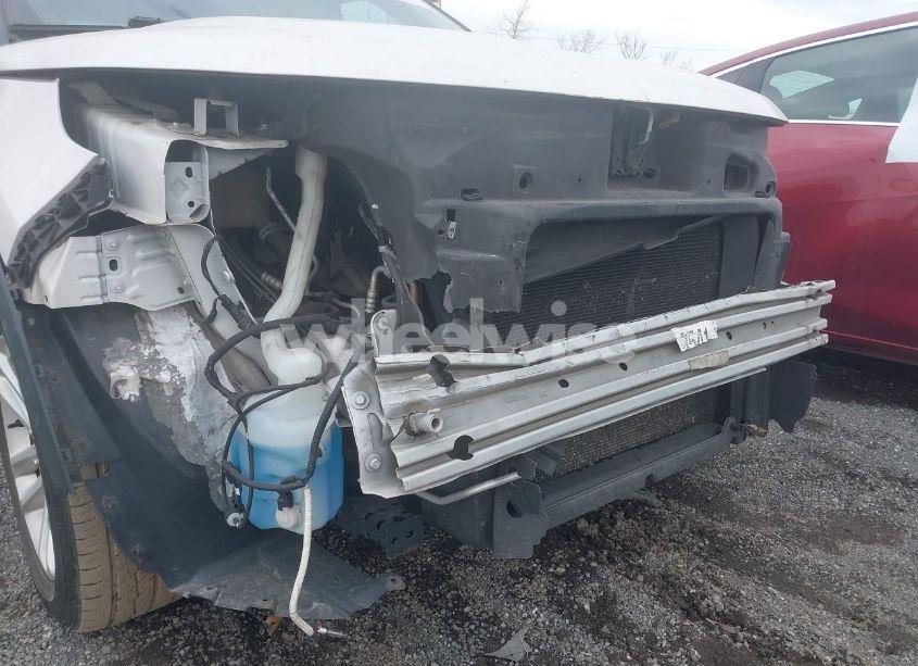 Photo 6 of 2015 Ford Explorer XLT (VIN 1FM5K7D86FGC46605)