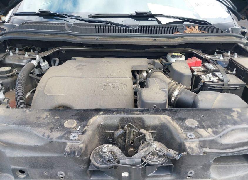 Photo 10 of 2016 Ford Explorer XLT (VIN 1FM5K7D86GGB31150)