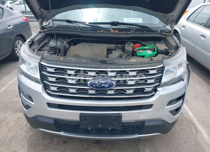 Photo 10 of 2016 Ford Explorer XLT (VIN 1FM5K7D86GGC98365)