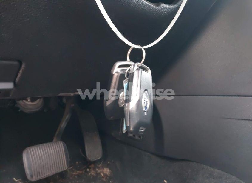 Photo 11 of 2016 Ford Explorer XLT (VIN 1FM5K7D86GGD10224)