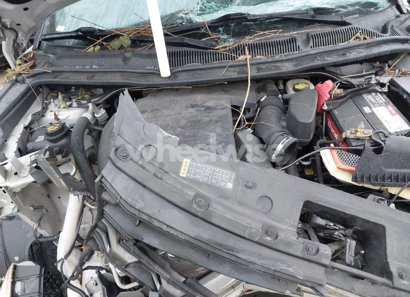 Photo 10 of 2017 Ford Explorer XLT (VIN 1FM5K7D86HGC99145)