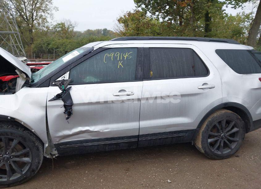 Photo 14 of 2017 Ford Explorer XLT (VIN 1FM5K7D86HGC99145)