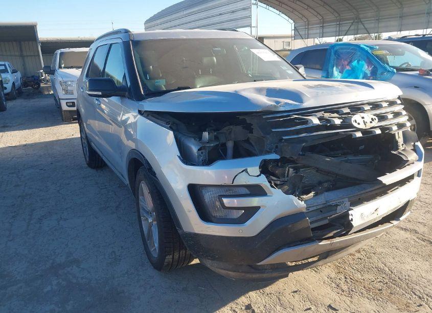 2017 Ford Explorer XLT (VIN 1FM5K7D86HGD39966) main photo