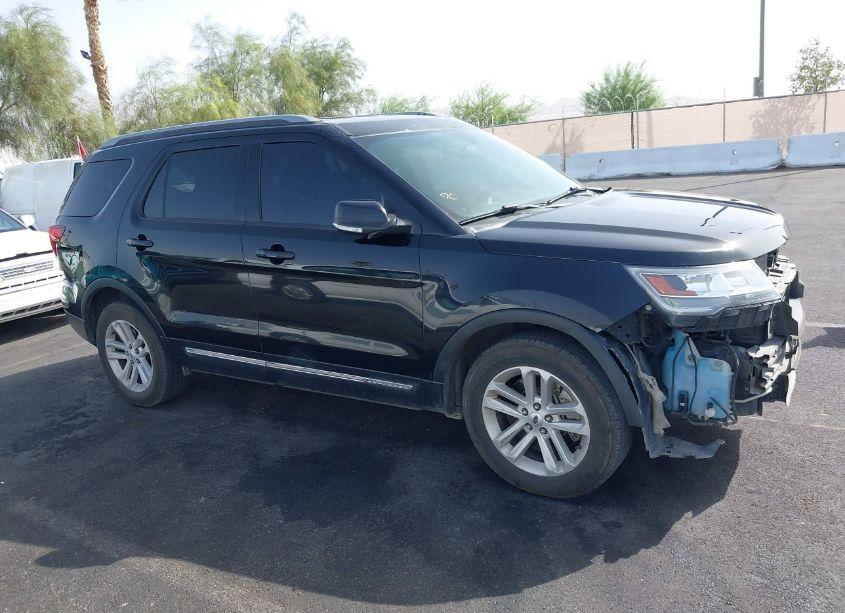 Photo 14 of 2017 Ford Explorer XLT (VIN 1FM5K7D86HGE42689)