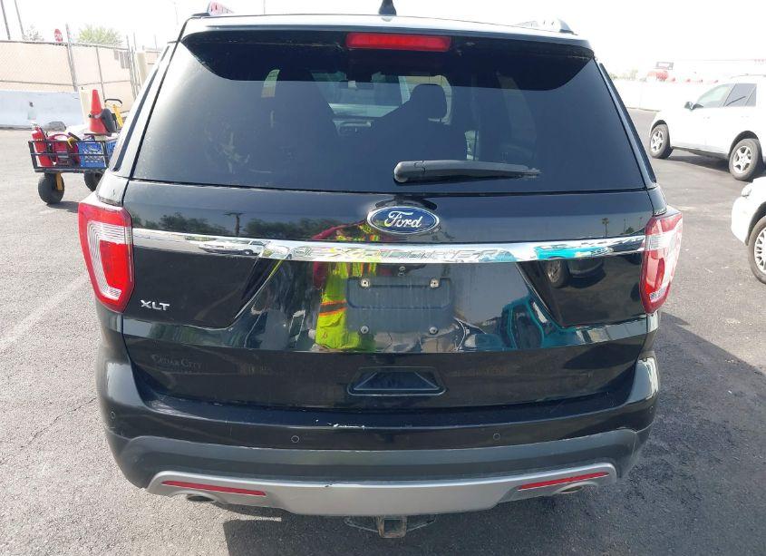 Photo 17 of 2017 Ford Explorer XLT (VIN 1FM5K7D86HGE42689)