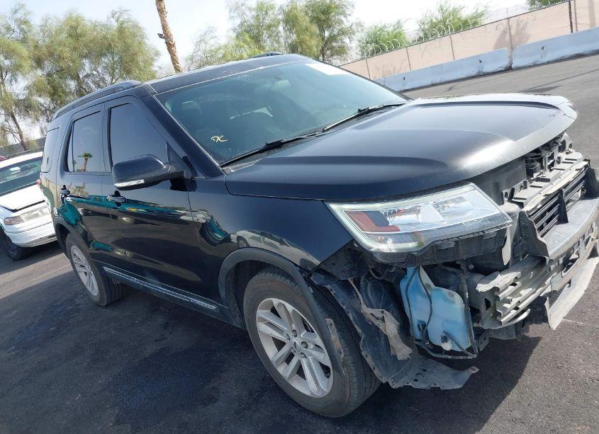 Photo 19 of 2017 Ford Explorer XLT (VIN 1FM5K7D86HGE42689)