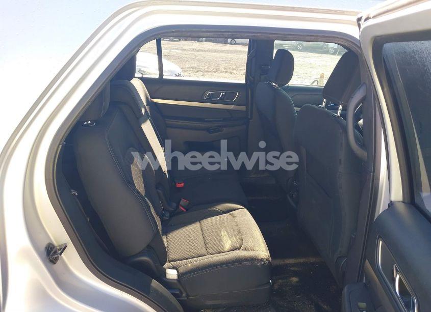 Photo 8 of 2018 Ford Explorer XLT (VIN 1FM5K7D86JGA95905)