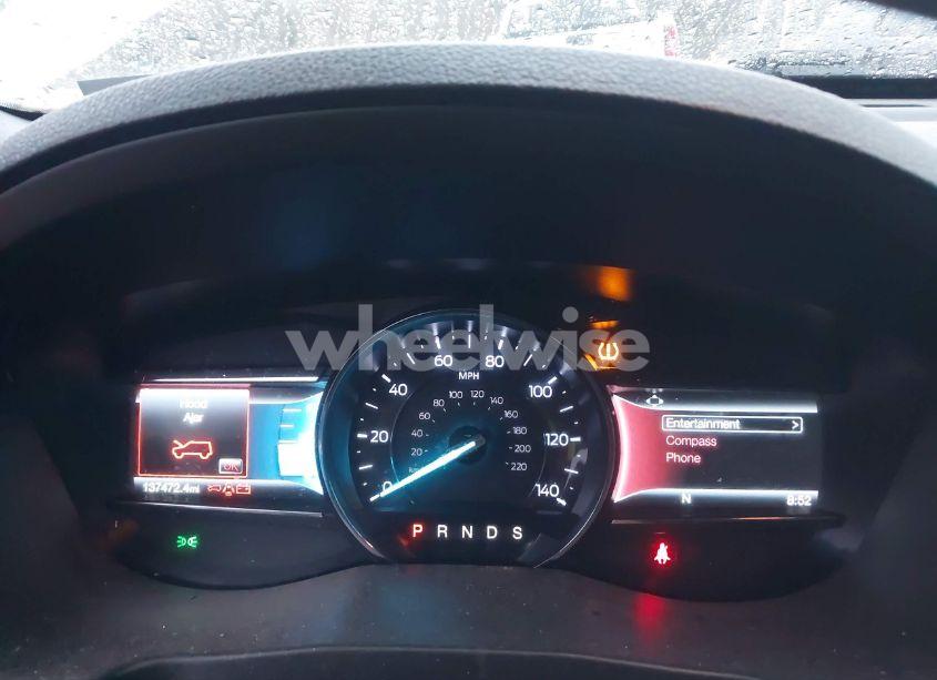 Photo 7 of 2018 Ford Explorer XLT (VIN 1FM5K7D86JGB46027)