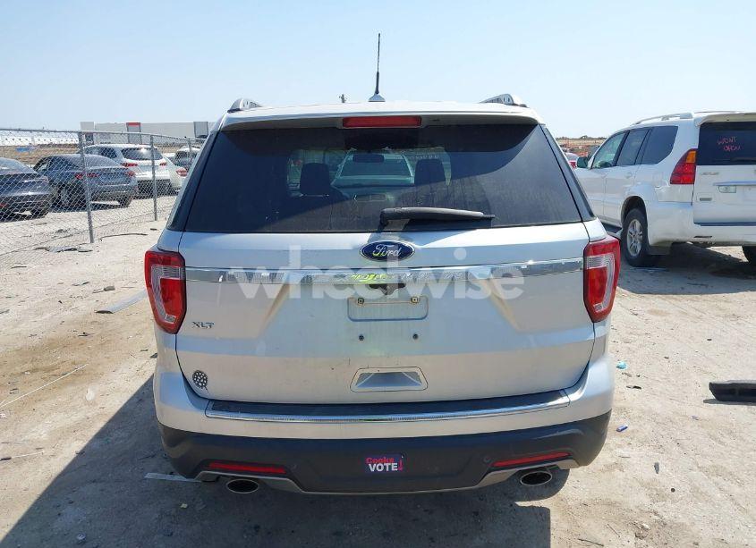 Photo 16 of 2018 Ford Explorer XLT (VIN 1FM5K7D86JGB78363)