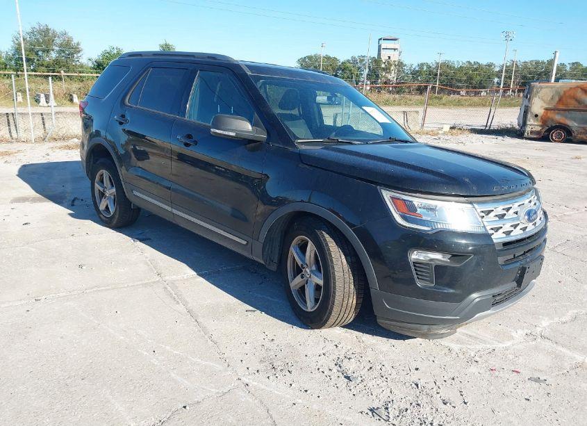 2019 Ford Explorer XLT (VIN 1FM5K7D86KGA49508) main photo