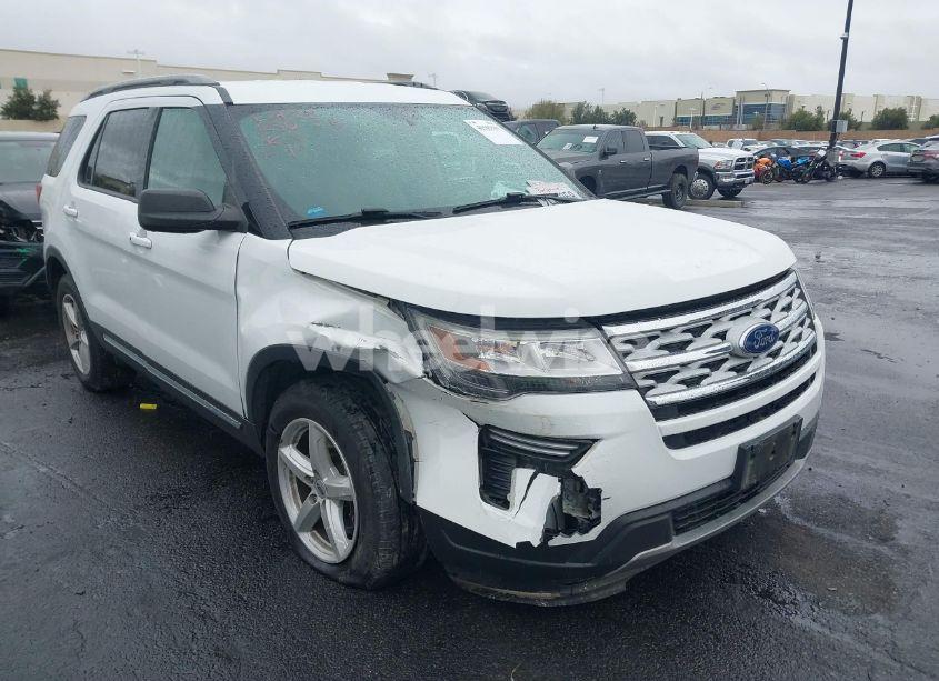 Photo 13 of 2019 Ford Explorer XLT (VIN 1FM5K7D86KGB15989)