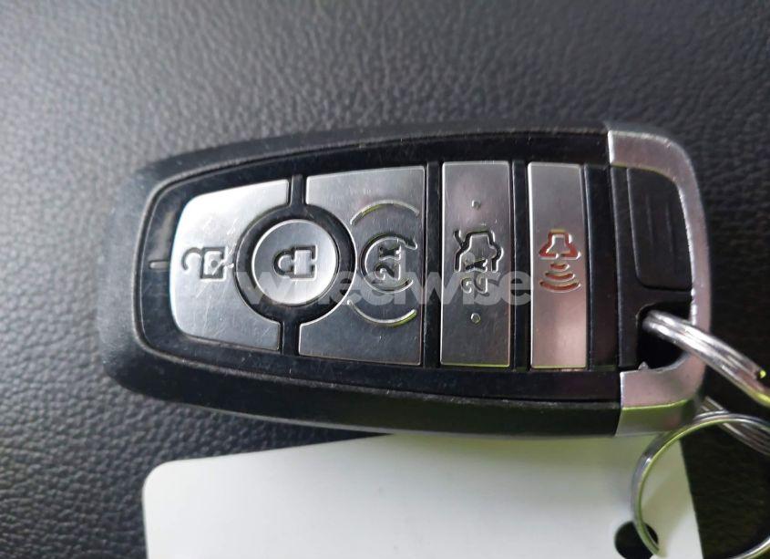 Photo 11 of 2019 Ford Explorer XLT (VIN 1FM5K7D86KGB38219)