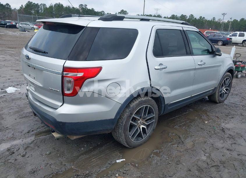 Photo 4 of 2013 Ford Explorer XLT (VIN 1FM5K7D87DGA00921)