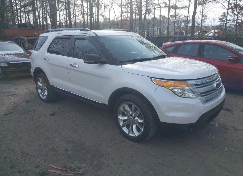 2013 Ford Explorer XLT (VIN 1FM5K7D87DGA61363) main photo