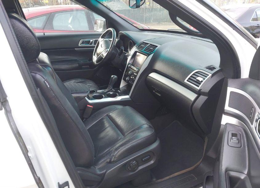 Photo 5 of 2013 Ford Explorer XLT (VIN 1FM5K7D87DGA61363)