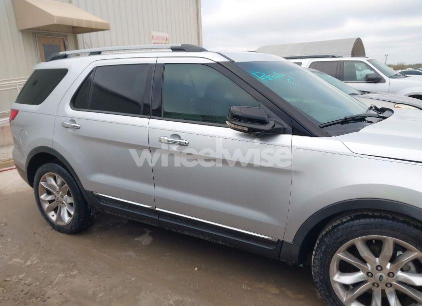 Photo 13 of 2013 Ford Explorer XLT (VIN 1FM5K7D87DGA87963)