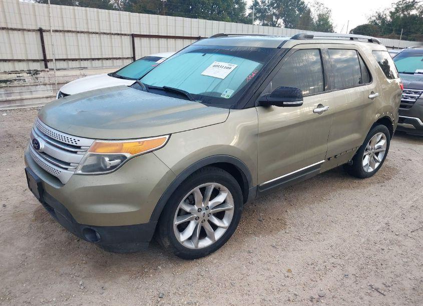 Photo 2 of 2013 Ford Explorer XLT (VIN 1FM5K7D87DGB34036)