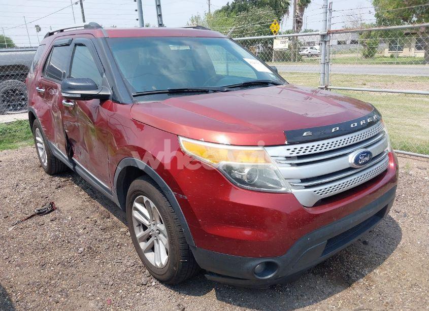 2014 Ford Explorer XLT (VIN 1FM5K7D87EGA07370) main photo