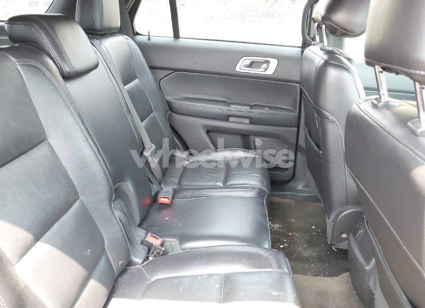 Photo 8 of 2014 Ford Explorer XLT (VIN 1FM5K7D87EGA07370)