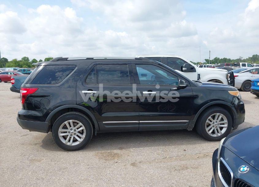 Photo 13 of 2014 Ford Explorer XLT (VIN 1FM5K7D87EGA12777)