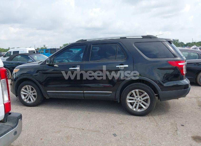 Photo 14 of 2014 Ford Explorer XLT (VIN 1FM5K7D87EGA12777)