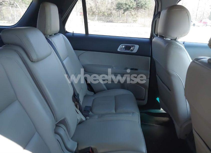 Photo 8 of 2014 Ford Explorer XLT (VIN 1FM5K7D87EGA84935)