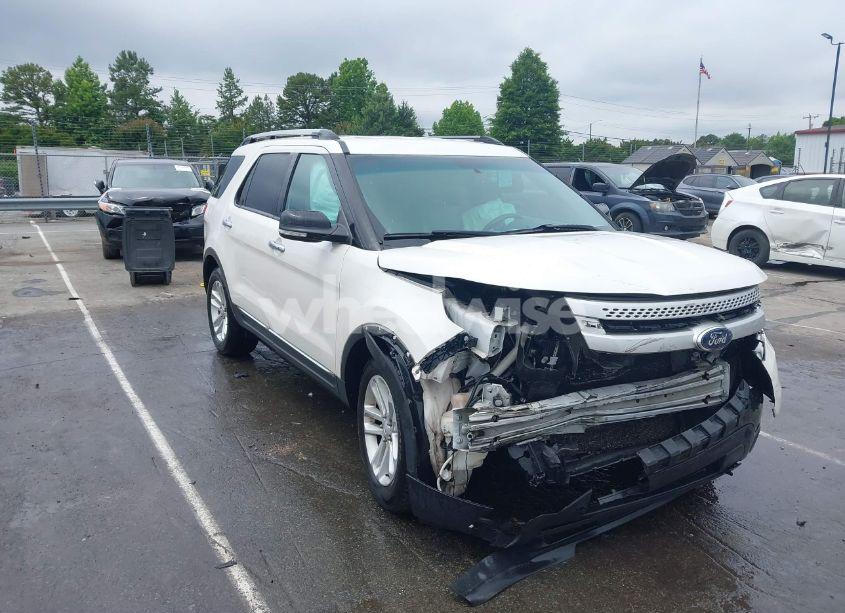 2014 Ford Explorer XLT (VIN 1FM5K7D87EGB15116) main photo