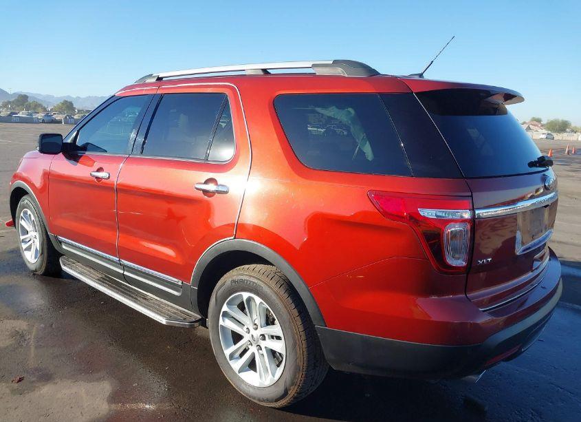 Photo 3 of 2014 Ford Explorer XLT (VIN 1FM5K7D87EGB43269)