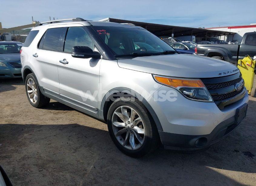 2014 Ford Explorer XLT (VIN 1FM5K7D87EGC12882) main photo
