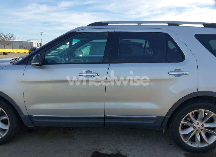 Photo 14 of 2014 Ford Explorer XLT (VIN 1FM5K7D87EGC12882)