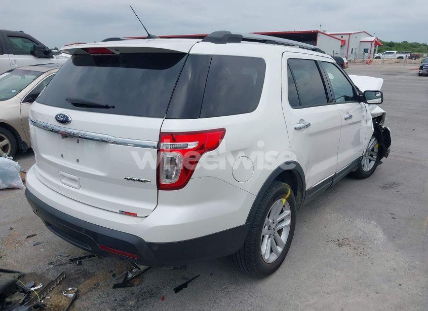 Photo 4 of 2014 Ford Explorer XLT (VIN 1FM5K7D87EGC46837)