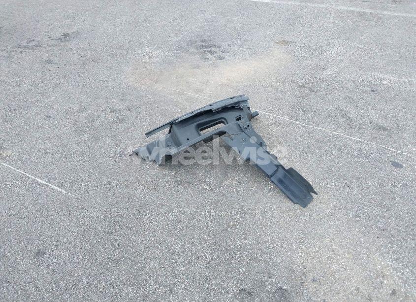 Photo 12 of 2015 Ford Explorer XLT (VIN 1FM5K7D87FGA26129)