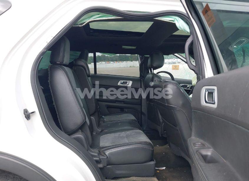 Photo 8 of 2015 Ford Explorer XLT (VIN 1FM5K7D87FGA26129)